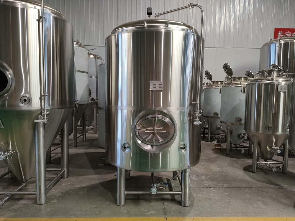  1200L Double wall bright beer tank